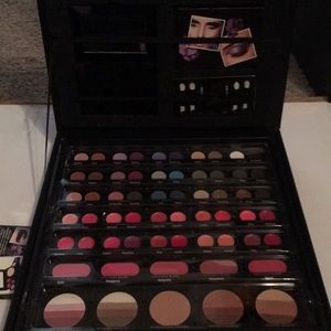 the color institute defining beauty train case makeup set